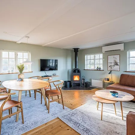 Ferienhaus Holiday Henne Li *